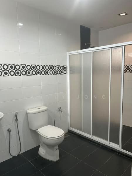 Bungalow House untuk Dijual di Taman Suria (Johor Bahru) - Janlly Jong - Bathroom - PropertyGuru.com.my