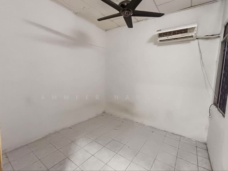 Rumah Teres 1-Tingkat untuk Dijual di Taman Lestari Permai (Seri Kembangan) - Ammeer Nadzrai - Interior - PropertyGuru.com.my