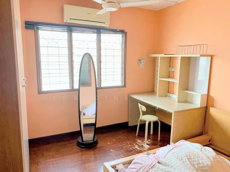 Rumah Teres 2-Tingkat untuk Dijual di Usj 2 (Subang Jaya) - Geraldine Chan - Bedroom - PropertyGuru.com.my