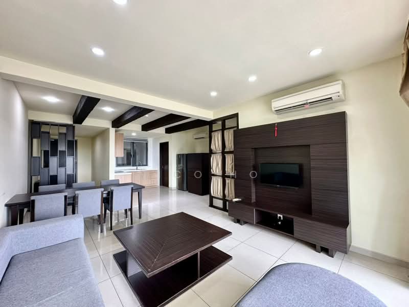 Pangsapuri untuk Dijual di Molek Pine 3 - Nico Ho - Living Room - PropertyGuru.com.my