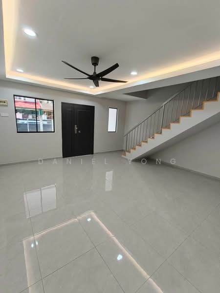 2-storey Terraced House for Sale in Bukit Indah (Ampang) - Daniel Yong - Living Room - PropertyGuru.com.my
