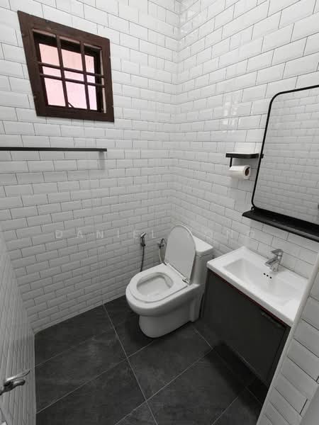 2-storey Terraced House for Sale in Bukit Indah (Ampang) - Daniel Yong - Bathroom - PropertyGuru.com.my