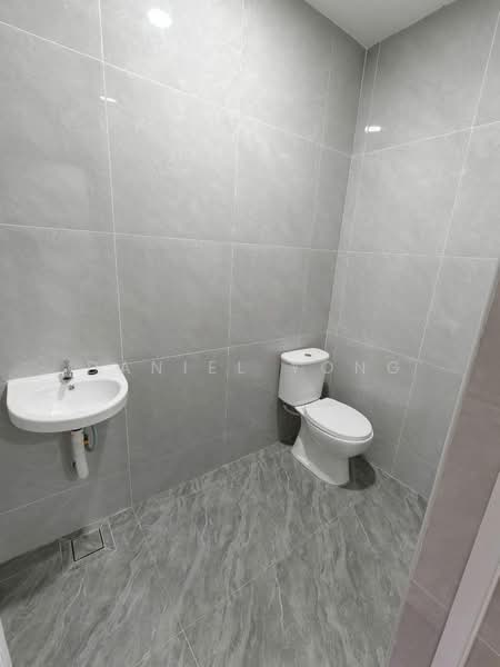 2-storey Terraced House for Sale in Bukit Indah (Ampang) - Daniel Yong - Bathroom - PropertyGuru.com.my