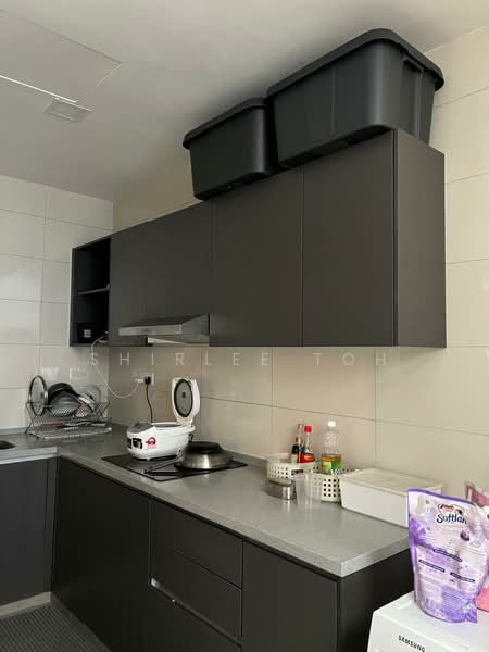 Kondominium untuk Disewa di Lakefront Residence - Shirlee Toh - Kitchen - PropertyGuru.com.my
