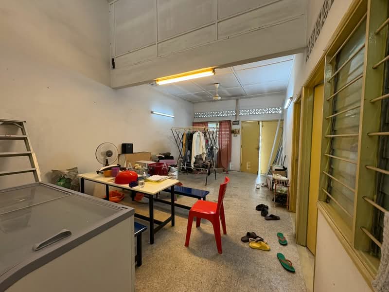 1-storey Terraced House for Sale in Taman Paik Siong (Bandar Kinrara) - Alan Lee - PropertyGuru.com.my