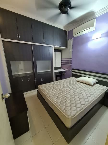 Kondominium untuk Dijual di Cassia Resort Condominium - Yzan Cheng - Bedroom - PropertyGuru.com.my