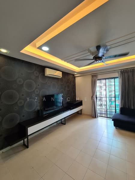 Kondominium untuk Dijual di Cassia Resort Condominium - Yzan Cheng - Living Room - PropertyGuru.com.my
