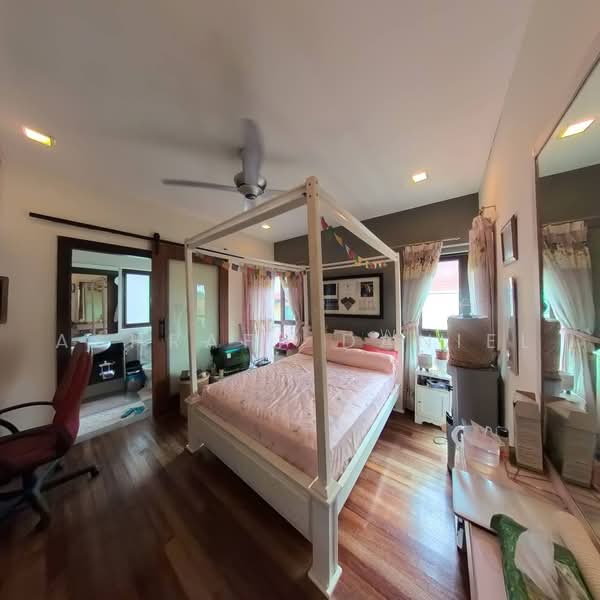 Bungalow House untuk Dijual di KL City Centre (Kuala Lumpur) - Ashraff Daniel - Bedroom - PropertyGuru.com.my