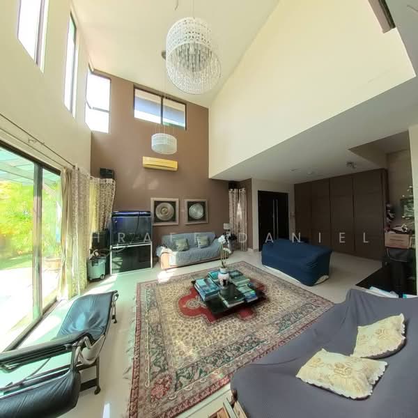 Bungalow House untuk Dijual di KL City Centre (Kuala Lumpur) - Ashraff Daniel - Living Room - PropertyGuru.com.my