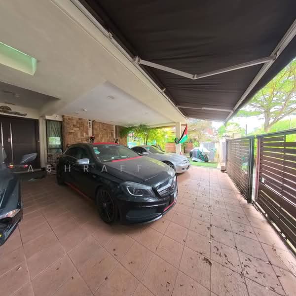 Bungalow House untuk Dijual di KL City Centre (Kuala Lumpur) - Ashraff Daniel - Car Park - PropertyGuru.com.my