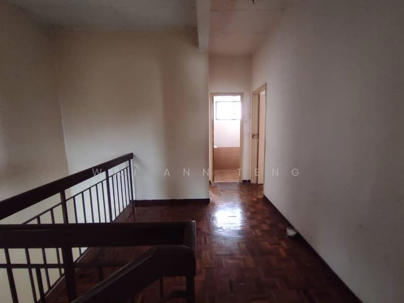 Rumah Teres untuk Disewa di Taman Aman Putra (Puchong) - Wai Ann Teng - Corridor - PropertyGuru.com.my