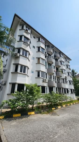 Pangsapuri untuk Dijual di 1K Tricourt - Sam Lee - Exterior - PropertyGuru.com.my