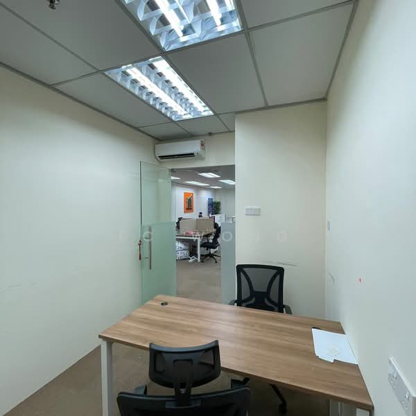 Kedai / Pejabat untuk Dijual di Pusat Bandar Puchong (Puchong) - FC Wong - Interior Setiawalk 5 Story Shop Offices - PropertyGuru.com.my