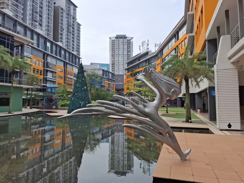 Kedai / Pejabat untuk Dijual di Pusat Bandar Puchong (Puchong) - FC Wong - Exterior of Setiawalk Office Building - PropertyGuru.com.my