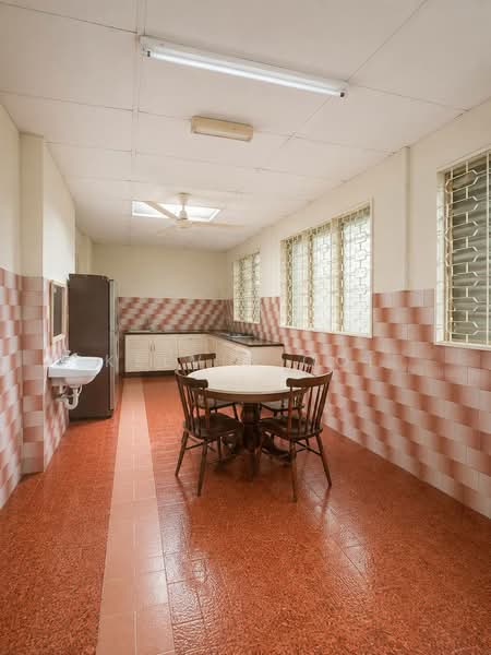 Semi-Detached House for Sale in Gelugor (Penang) - Kelvin Ooi - Kitchen - PropertyGuru.com.my