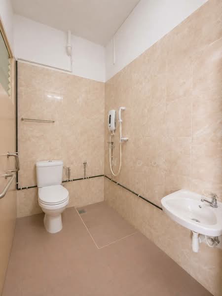 Semi-Detached House for Sale in Gelugor (Penang) - Kelvin Ooi - Bathroom - PropertyGuru.com.my