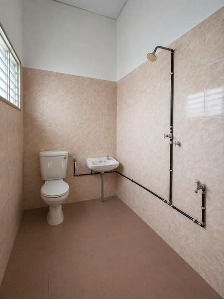 Semi-Detached House for Sale in Gelugor (Penang) - Kelvin Ooi - Bathroom - PropertyGuru.com.my