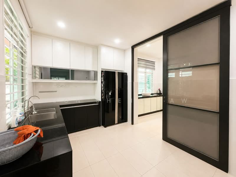 Semi-Detached House for Sale in Saujana Villa (Kajang) - Soon Sheng Law - Kitchen - PropertyGuru.com.my
