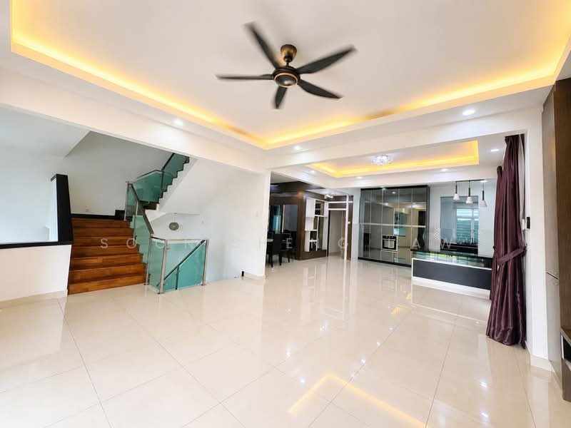 Semi-Detached House for Sale in Saujana Villa (Kajang) - Soon Sheng Law - Living Room - PropertyGuru.com.my