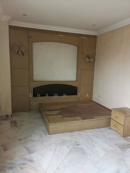 Kondominium untuk Dijual di Bukit Pandan Kondominium 1 - Shawn Tan - Bedroom - PropertyGuru.com.my