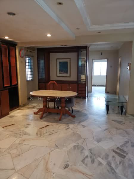 Kondominium untuk Dijual di Bukit Pandan Kondominium 1 - Shawn Tan - Living Room - PropertyGuru.com.my