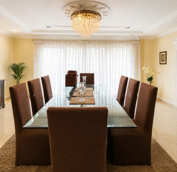 Bungalow House untuk Dijual di Bandar Country Homes (Rawang) - Ashraff Daniel - Dining Room - PropertyGuru.com.my