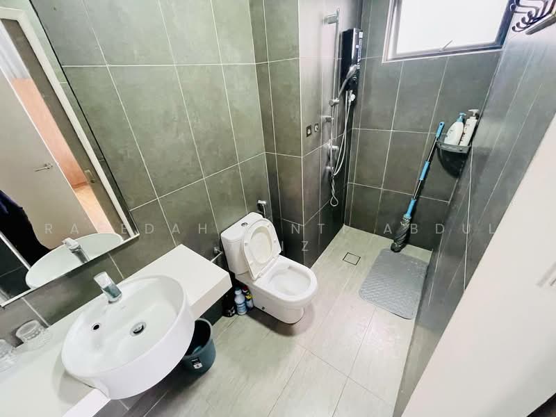 Service Residence for Rent at Astoria Ampang - Rafedah Binti Abdul Aziz - Bathroom - PropertyGuru.com.my