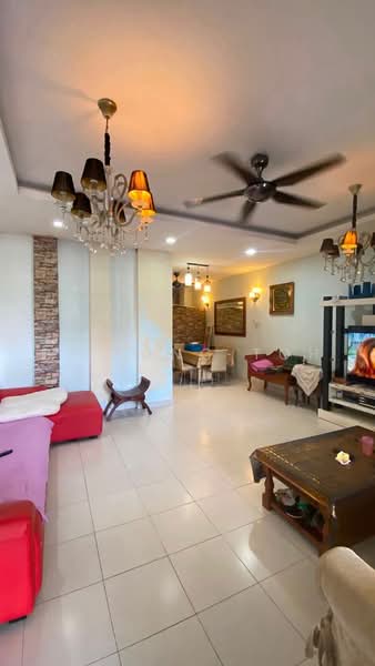 Rumah Teres 2-Tingkat untuk Dijual di Bandar Jaya Putra (Johor Bahru) - Ee Fong Toh - Living Room - PropertyGuru.com.my