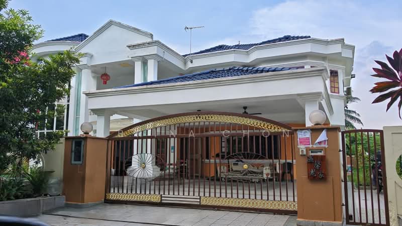 Rumah Berkembar untuk Dijual di Sungai Long (Bandar Sungai Long) - Sabrina Chong - Exterior - PropertyGuru.com.my