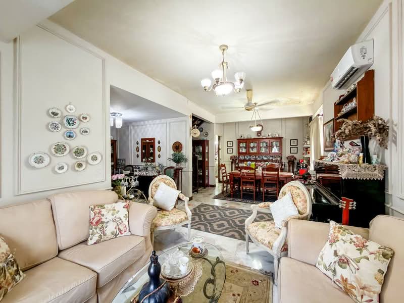 Rumah Teres 2 Tingkat untuk Dijual di Usj 1 (Subang Jaya) - Ashraff Daniel - Living Room - PropertyGuru.com.my