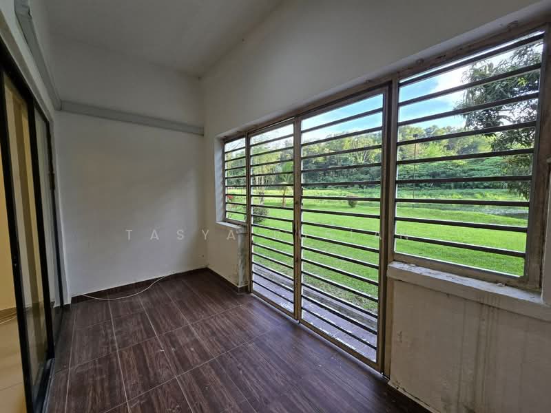 Rumah Bandar untuk Dijual di Country Heights (Kajang) - Tasya Ruslan - PropertyGuru.com.my