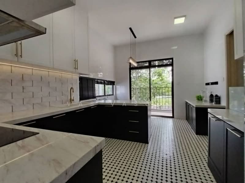 Semi-Detached House for Sale in Cyberjaya (Selangor) - Vas Vasugi - Kitchen - PropertyGuru.com.my
