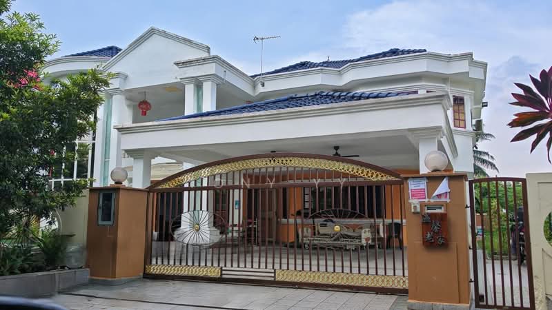 Rumah Berkembar untuk Dijual di Sungai Long (Bandar Sungai Long) - Tony YY - Exterior - PropertyGuru.com.my