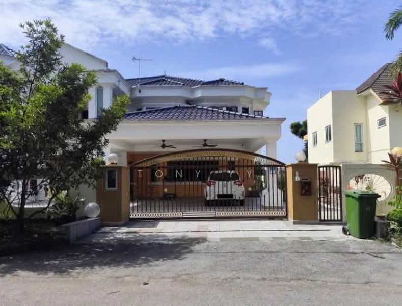 Rumah Berkembar untuk Dijual di Sungai Long (Bandar Sungai Long) - Tony YY - Exterior - PropertyGuru.com.my