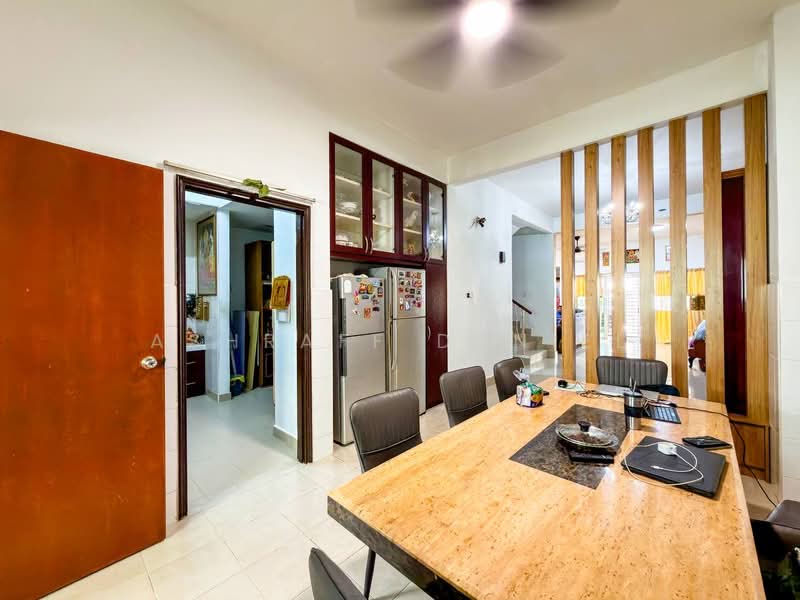 Rumah Teres untuk Dijual di Taman Impian Indah (Bukit Jalil) - Ashraff Daniel - Dining Room - PropertyGuru.com.my