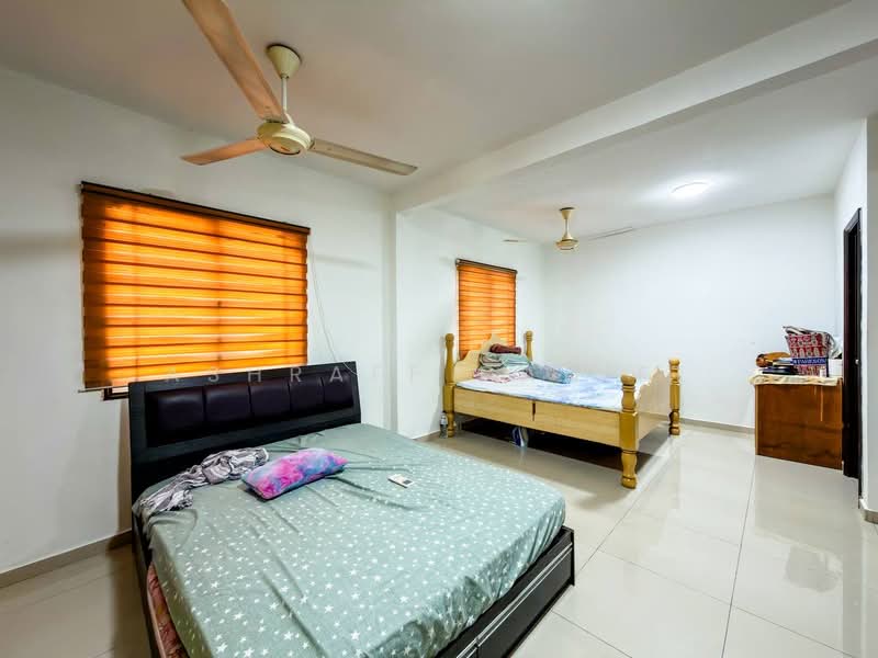 Rumah Teres untuk Dijual di Taman Impian Indah (Bukit Jalil) - Ashraff Daniel - Bedroom - PropertyGuru.com.my