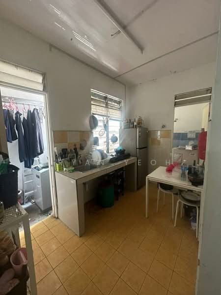 Apartment for Rent at Mentari Court - Bryan Yeoh - Kitchen - PropertyGuru.com.my