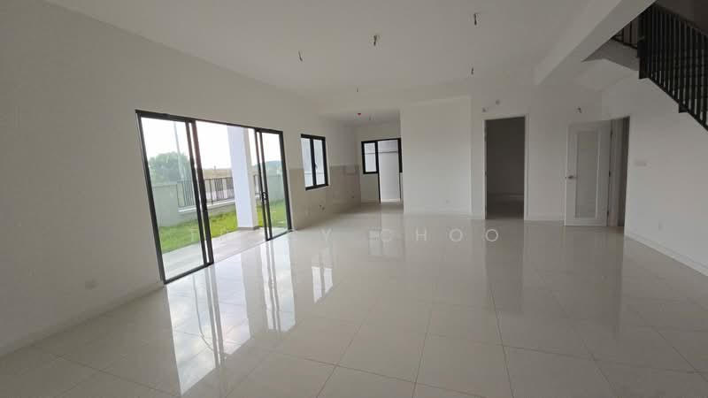 Semi-Detached House for Sale in Bandar Seri Coalfields (Sungai Buloh) - Tracy Choo - Living Room - PropertyGuru.com.my