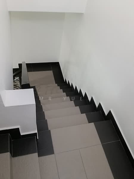 Rumah Teres 2-Tingkat untuk Dijual di Ipoh (Perak) - Mr Yuen - Corridor - PropertyGuru.com.my
