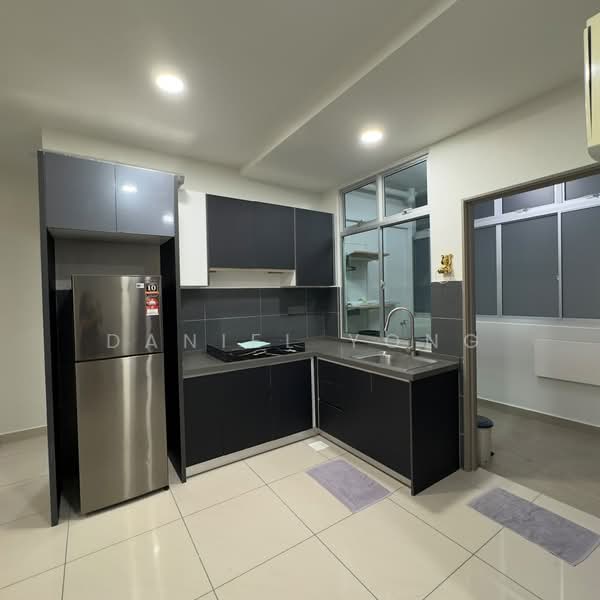 Kediaman Servis untuk Dijual di SKS Habitat - Daniel Yong - Kitchen - PropertyGuru.com.my