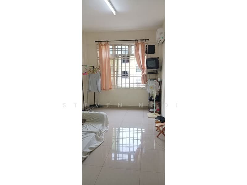 Apartment for Sale at Bayu Puteri 2 - Steven Ngoi - Living Room - PropertyGuru.com.my