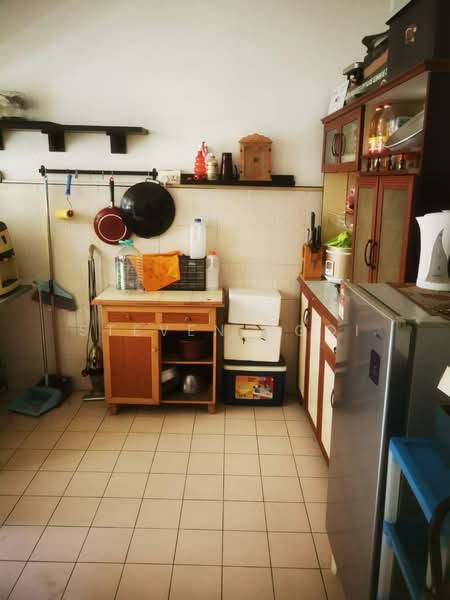 Apartment for Sale at Bayu Puteri 2 - Steven Ngoi - Kitchen - PropertyGuru.com.my