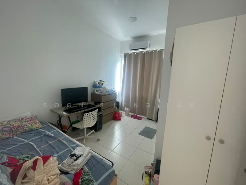 2-storey Terraced House for Sale in Taman Nadayu 92 (Kajang) - Soon Sheng Law - Bedroom - PropertyGuru.com.my