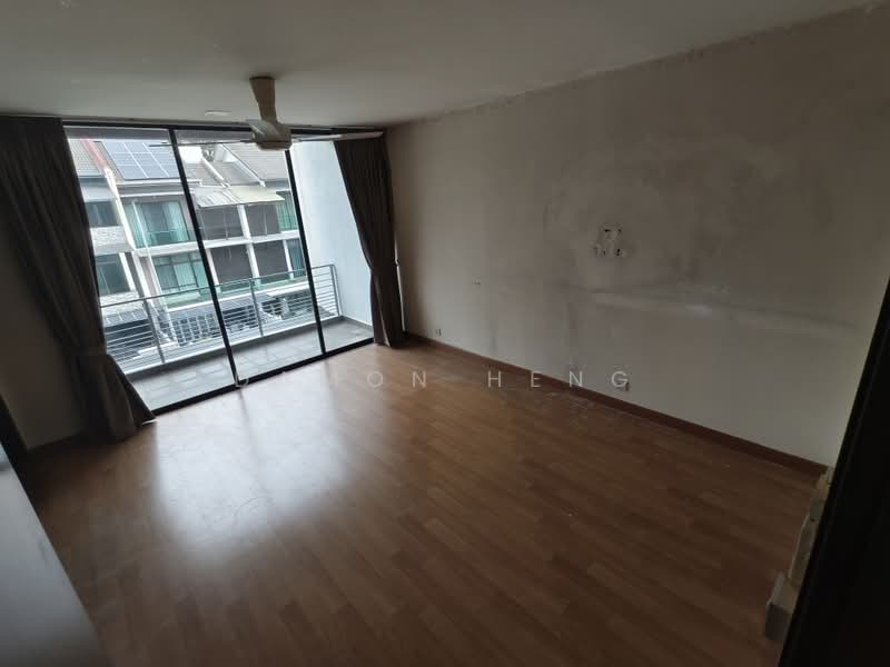 Rumah Teres untuk Disewa di Prima Selayang (Selayang) - Damon Heng - Balcony - PropertyGuru.com.my