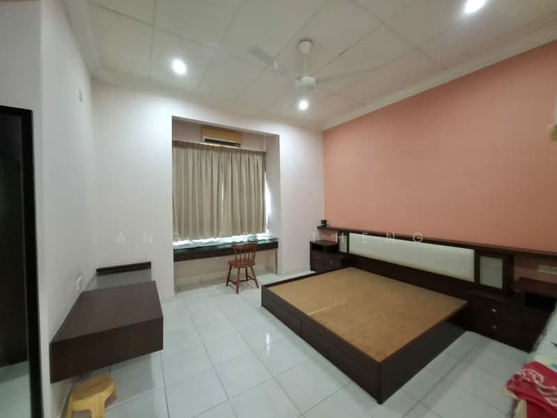 Rumah Teres 2-Tingkat untuk Dijual di Sungai Ara (Penang) - Ang Lee Theng - Bedroom - PropertyGuru.com.my