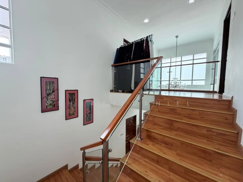Bungalow House for Sale in Bandar Putra Permai (Seri Kembangan) - Ashraff Daniel - Interior - PropertyGuru.com.my