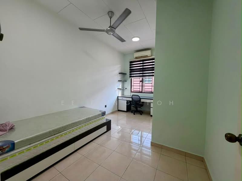 2-storey Terraced House for Sale in Taman Nusa Indah (Iskandar Puteri (Nusajaya)) - Ee Fong Toh - Bedroom - PropertyGuru.com.my
