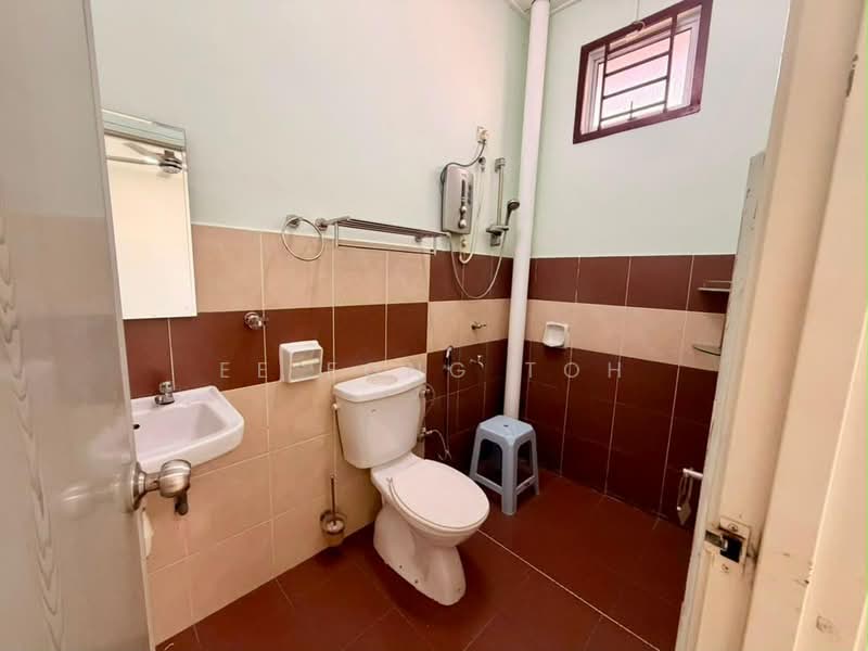 2-storey Terraced House for Sale in Taman Nusa Indah (Iskandar Puteri (Nusajaya)) - Ee Fong Toh - Bathroom - PropertyGuru.com.my