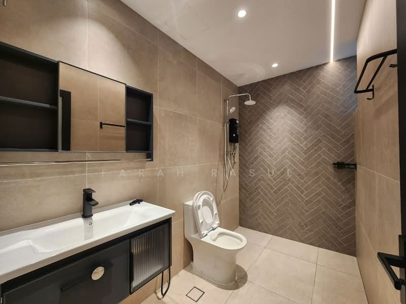 Kondominium untuk Disewa di Corinthian Condominium - Farah Rasul - Bathroom - PropertyGuru.com.my