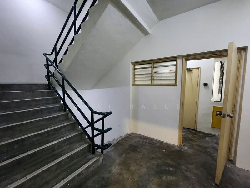 Kondominium untuk Disewa di Corinthian Condominium - Farah Rasul - Corridor - PropertyGuru.com.my